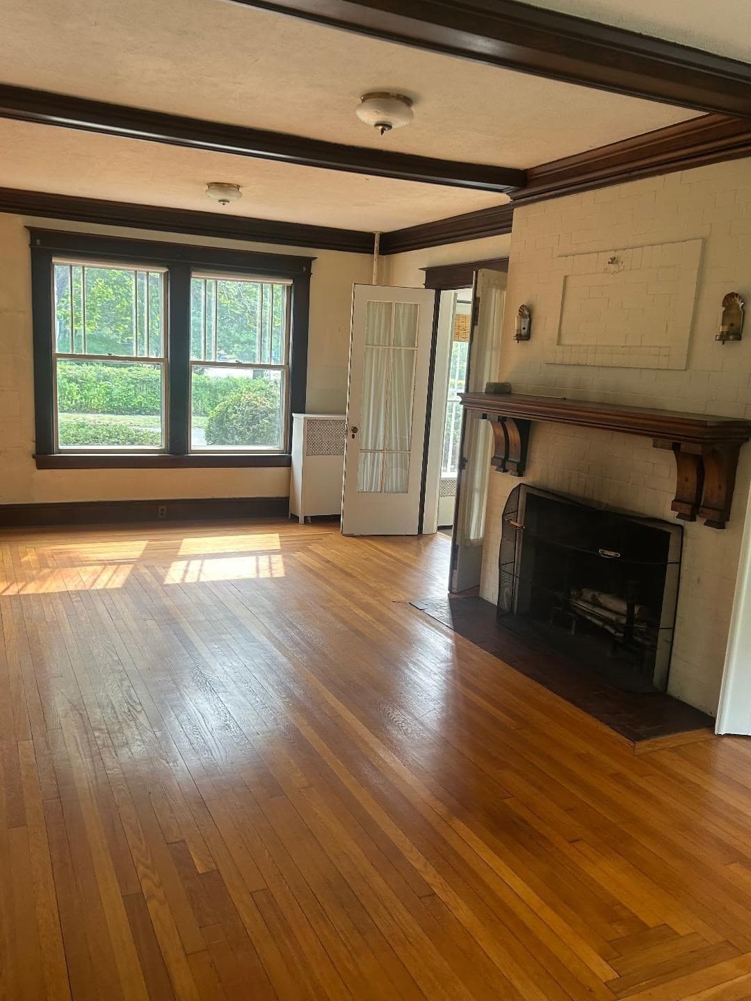 Single Family Residence at 19 Wellesley Rd, Holyoke MA 01040, Holyoke, photo 12 of 27
