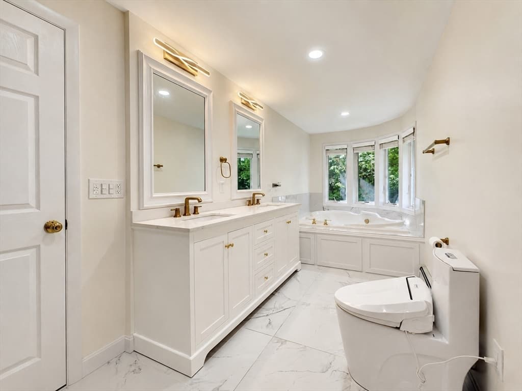 47 Bakers Hill Rd, Weston MA 02493 photo 9