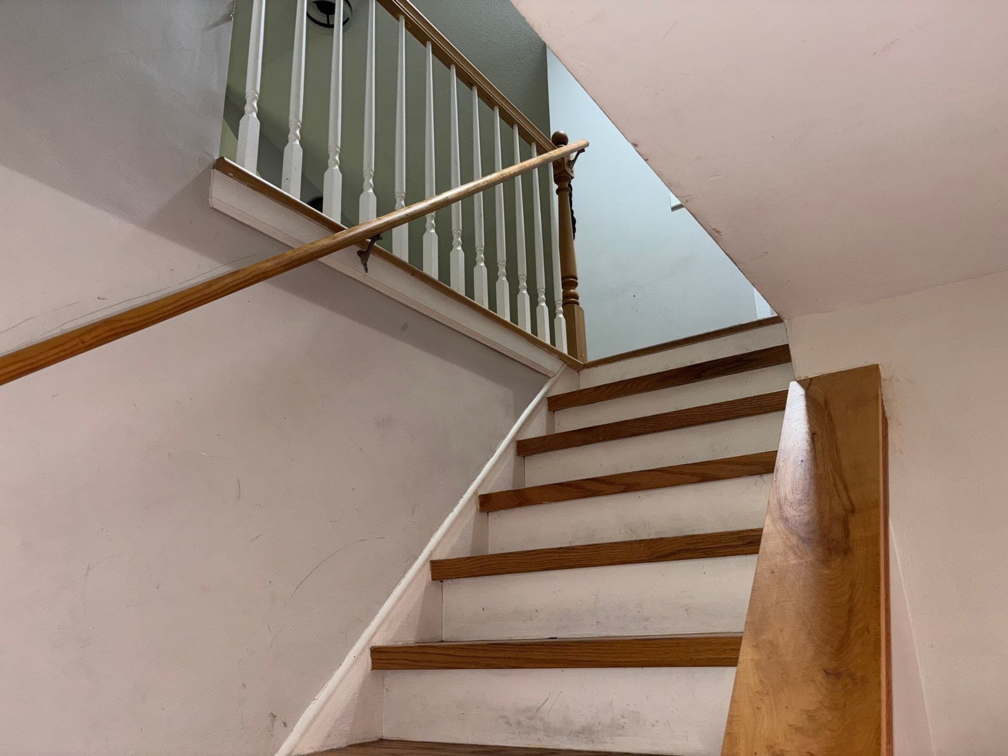 Single Family Residence at 119 Massreco St, Springfield MA 01109, Springfield, photo 10 of 23