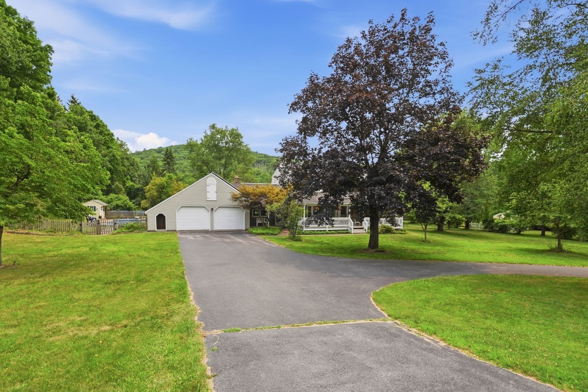 Single Family Residence at 420 Lower Hampden Rd, Monson MA 01057, Monson, photo 3 of 42