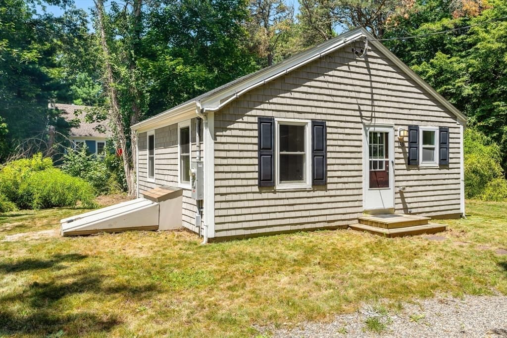 153 Dunns Pond Rd, Barnstable MA 02601 photo 26