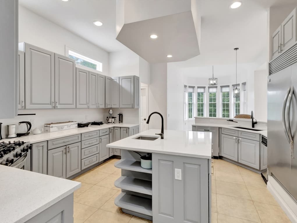 Single Family Residence at 31 Cedar St, North Reading MA 01864, North Reading, photo 9 of 42