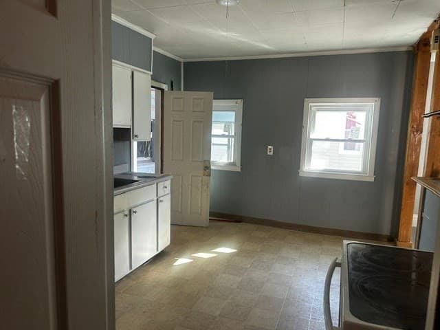 61-63 Acushnet Ave, Springfield MA 01105 photo 19