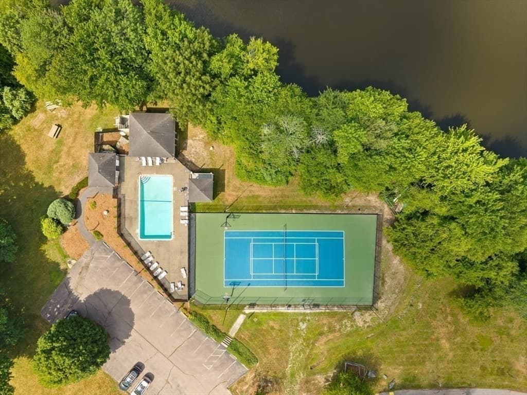 111 Carriage Ln # 111, Taunton MA 02780 photo 8