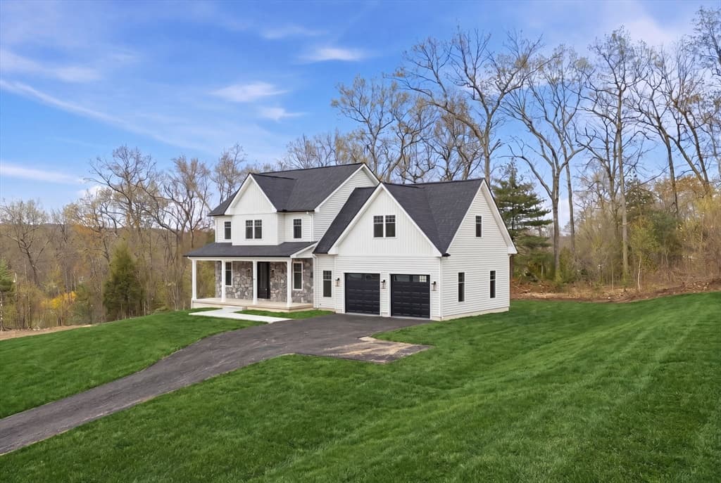 49 Balsam Hill Rd, Ludlow MA 01056 photo 2
