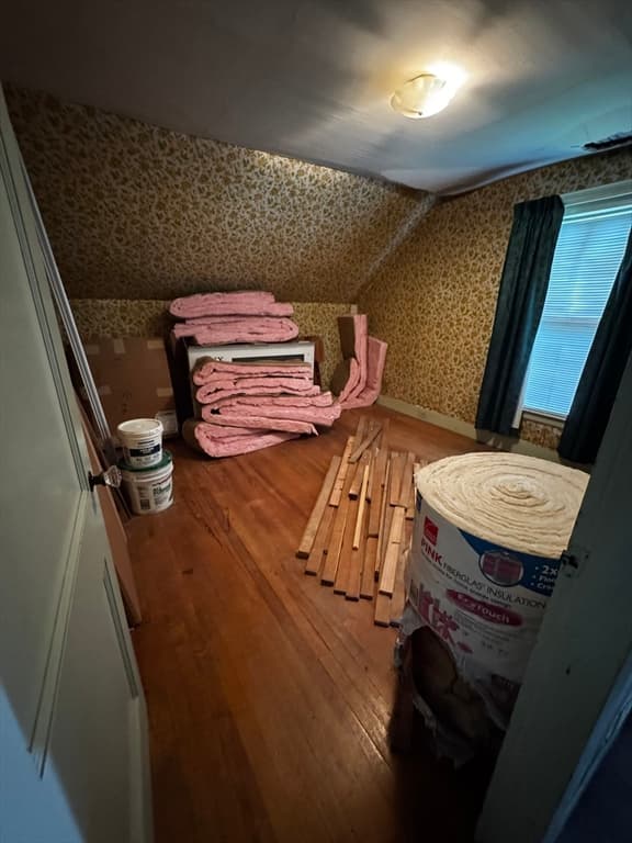 21 Dryden St, Worcester MA 01605 photo 9