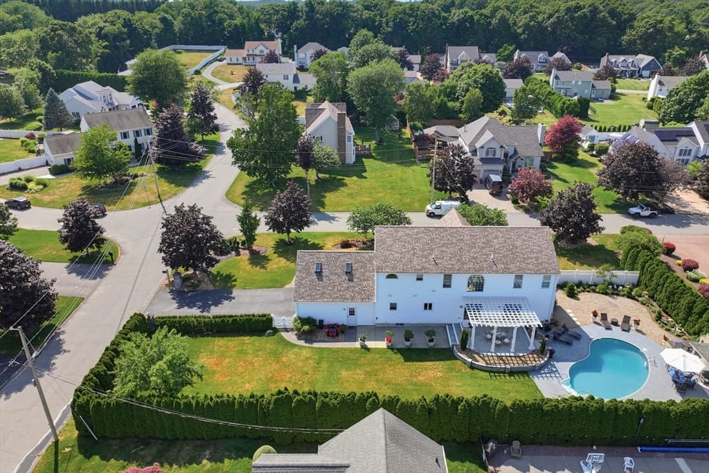 226 Olympic Road, Somerset MA 02726 photo 4