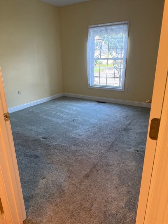 40 Holly Ln # 40, Dracut MA 01826 photo 6