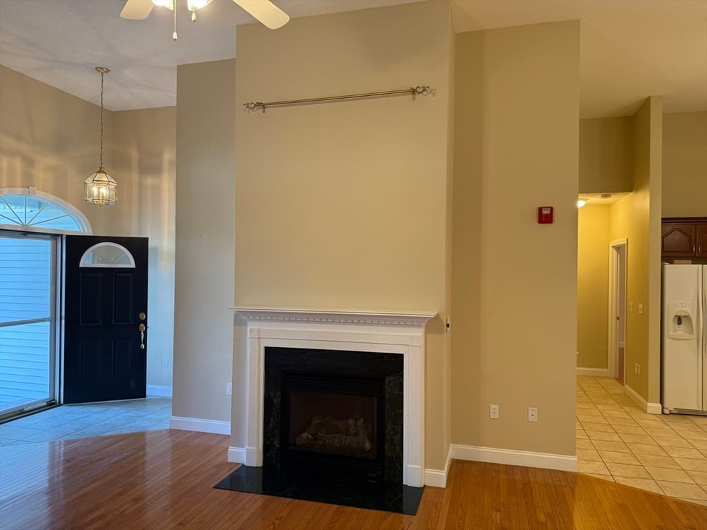 40 Holly Ln # 40, Dracut MA 01826 photo 3