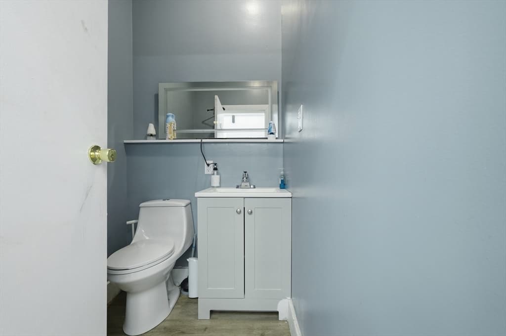 34 West Rodney French Blvd, New Bedford MA 02744 photo 7