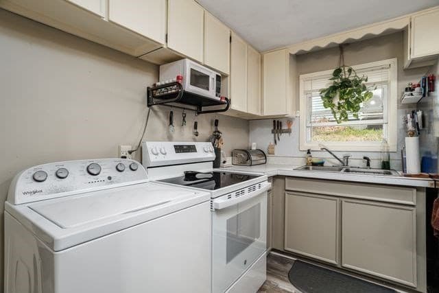 50 Grand St, Fitchburg MA 01420 photo 12