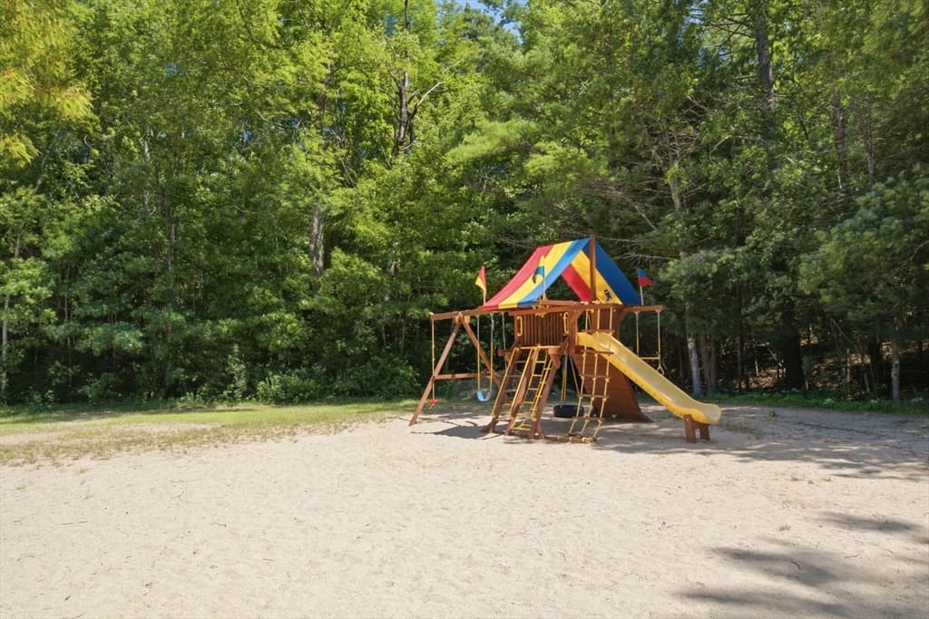 11 Navajo St, Hubbardston MA 01452 photo 34