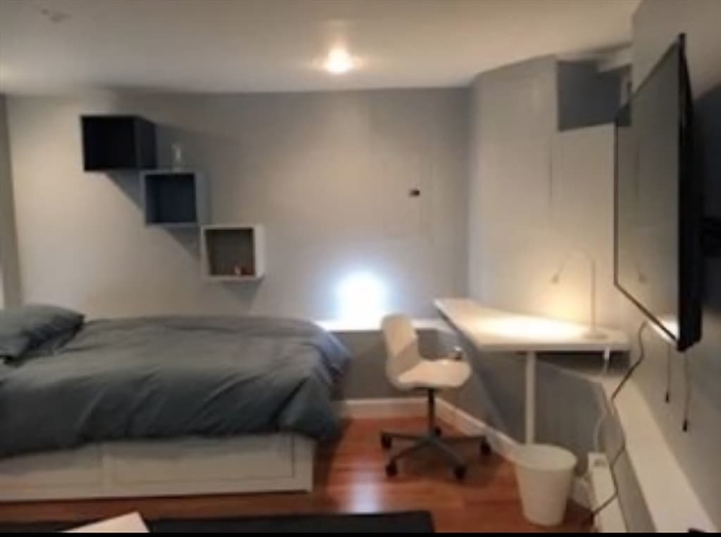 Single Family Residence at 102 Moreland St, Boston MA 02119, Boston, photo 7 of 11