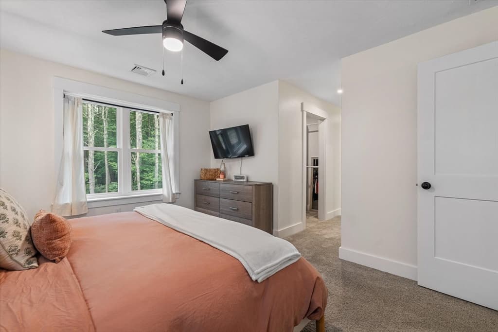 Single Family Residence at 50 Hillside Dr, Sturbridge MA 01566, Sturbridge, photo 17 of 41