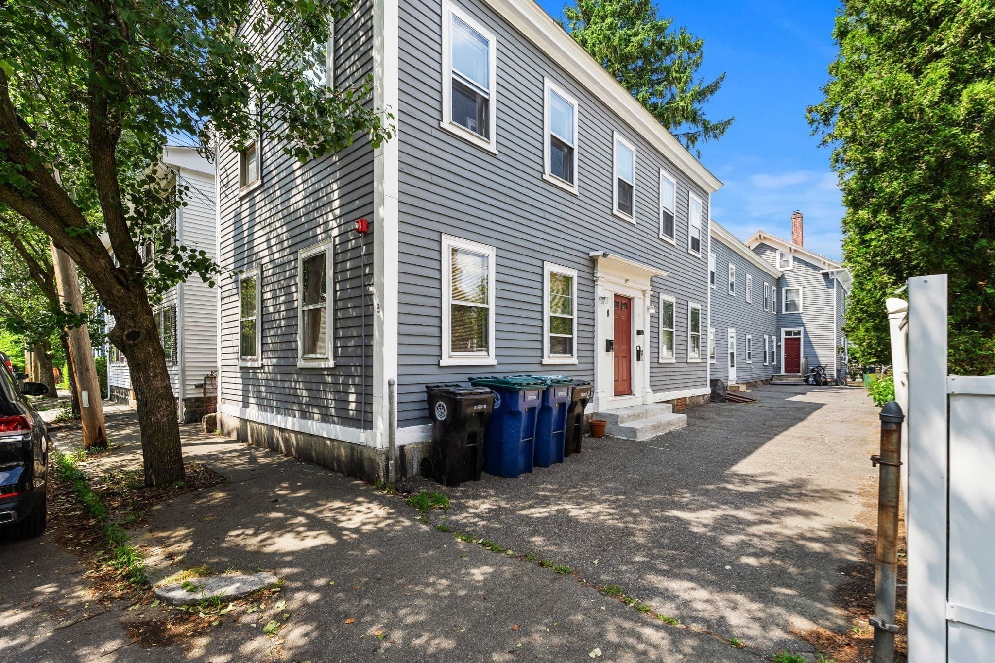 4 Family at 8 Saunders St, Salem MA 01970, Salem, photo 33 of 41
