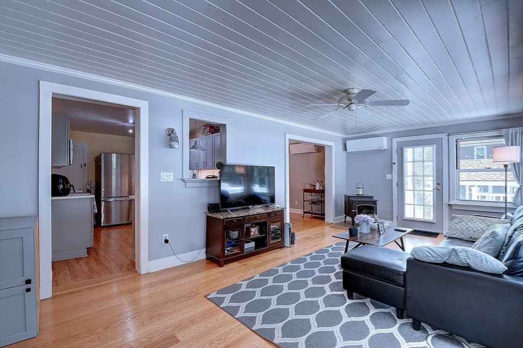 647 Main Street # A, Oxford MA 01537 photo 10