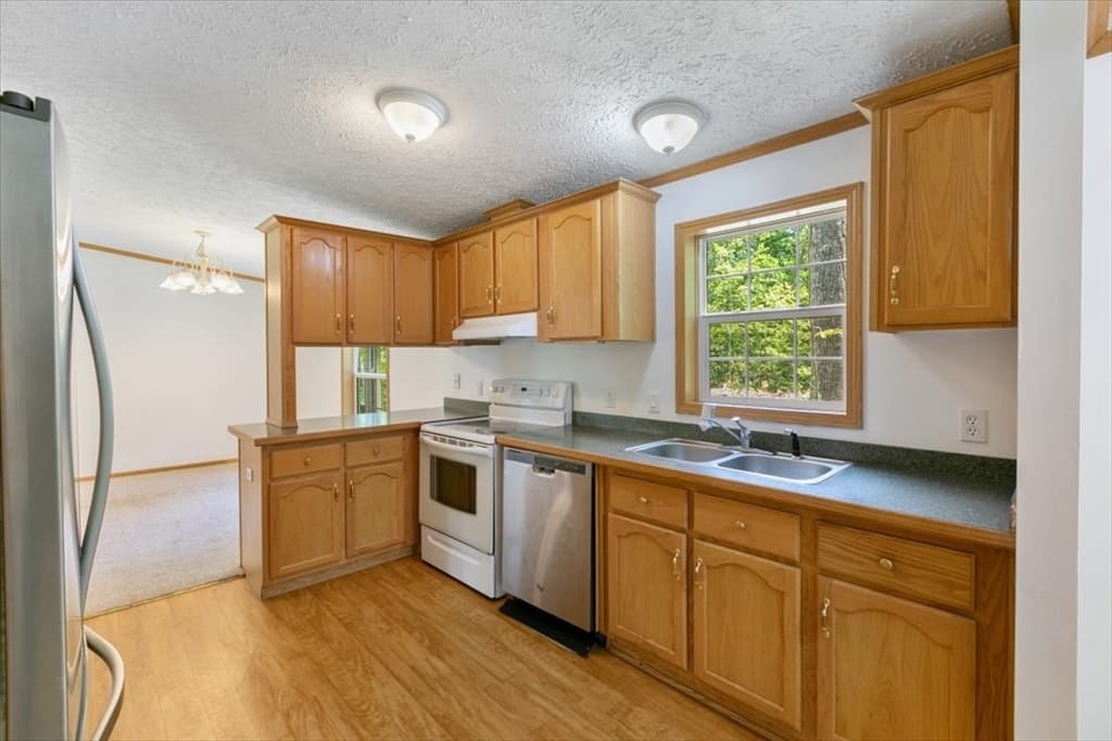 98 Hurricane Rd, Belmont NH 03220 photo 17