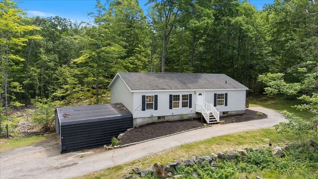 98 Hurricane Rd, Belmont NH 03220 photo 4