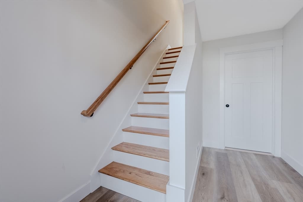 112 Genest St # 18, Dracut MA 01826 photo 2