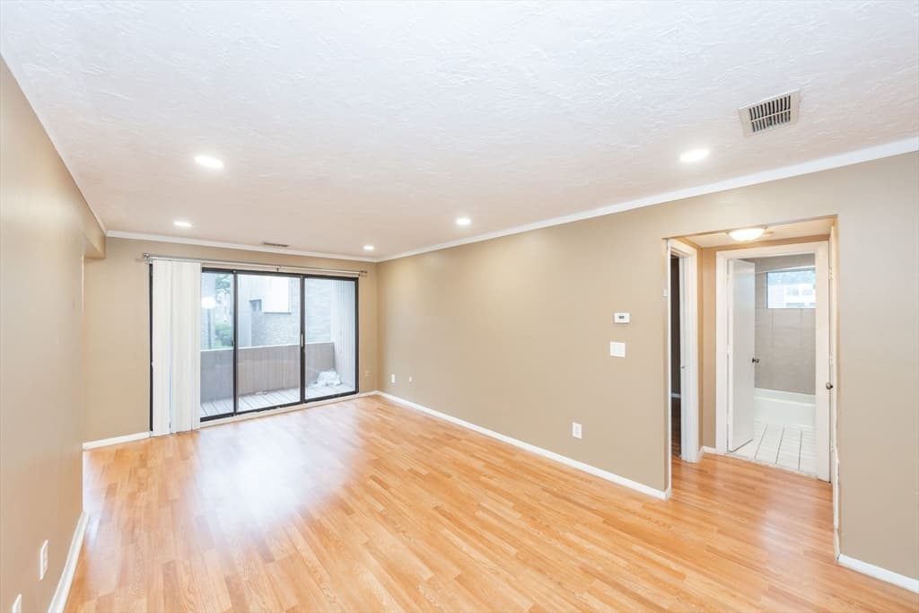 30 Shrewsbury Greens Dr # G, Shrewsbury MA 01545 photo 19