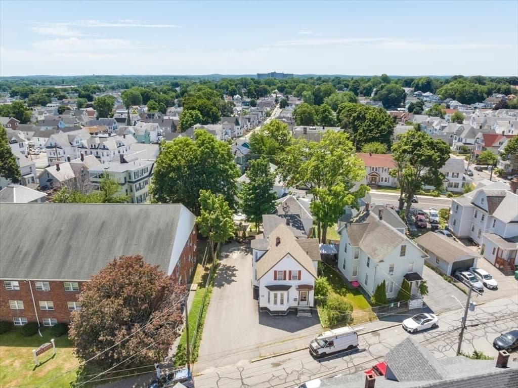 56-58 Pine St, Lowell MA 01851 photo 23