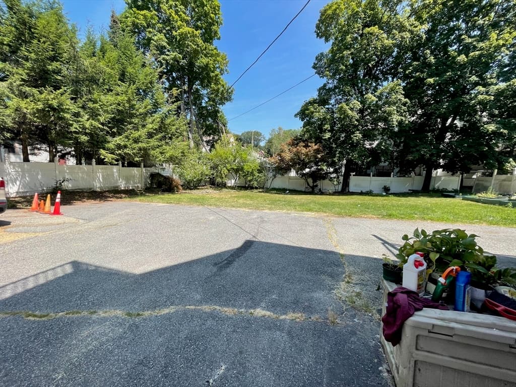 328 Highland St, Worcester MA 01608 photo 6