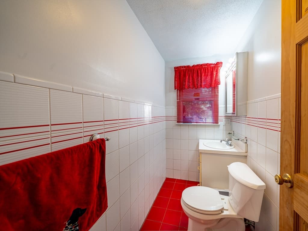 55 Calumet St # 55, Revere MA 02151 photo 8