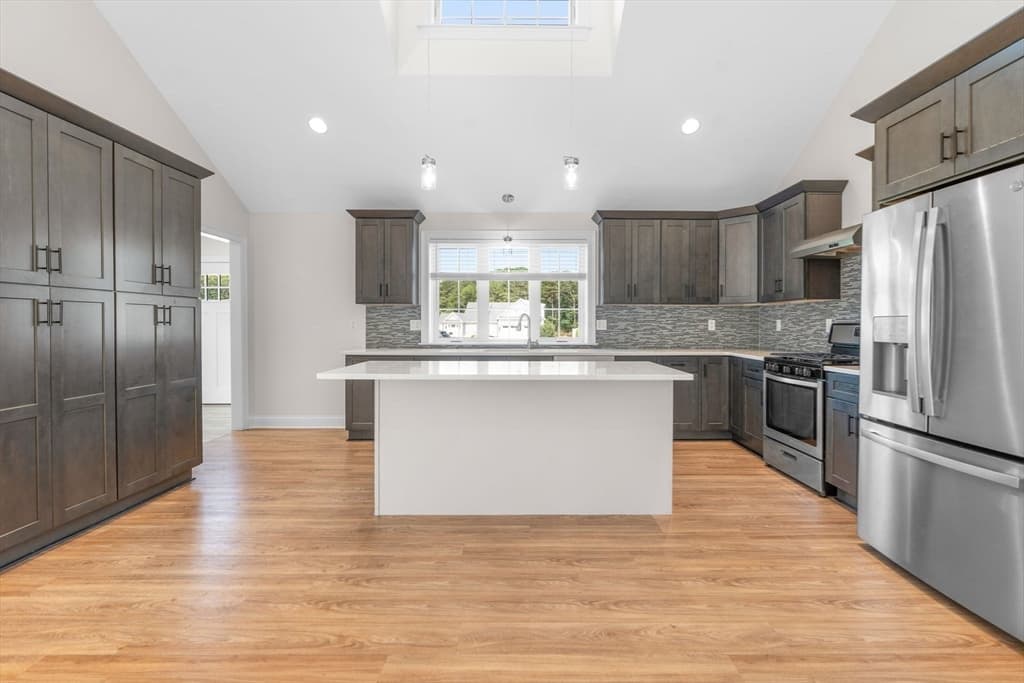 7 Maxwell Lane, Sandwich MA 02563 photo 6