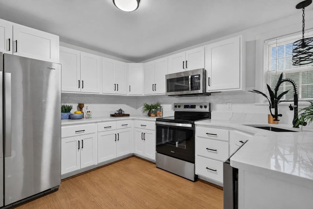 47 Southville Rd, Southborough MA 01772 photo 5