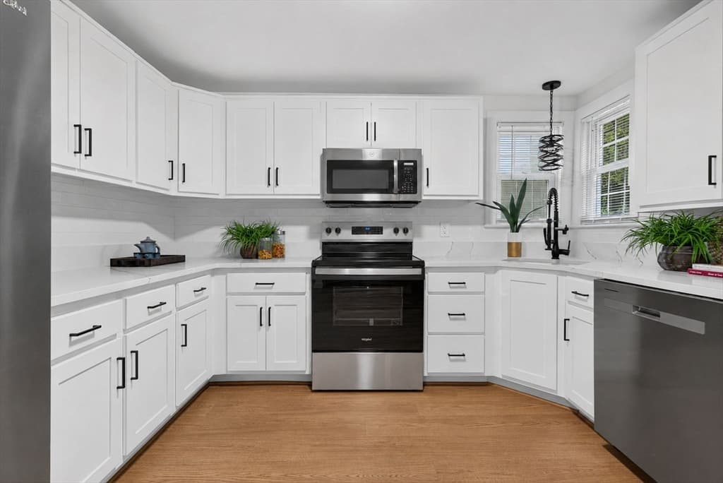 47 Southville Rd, Southborough MA 01772 photo 4