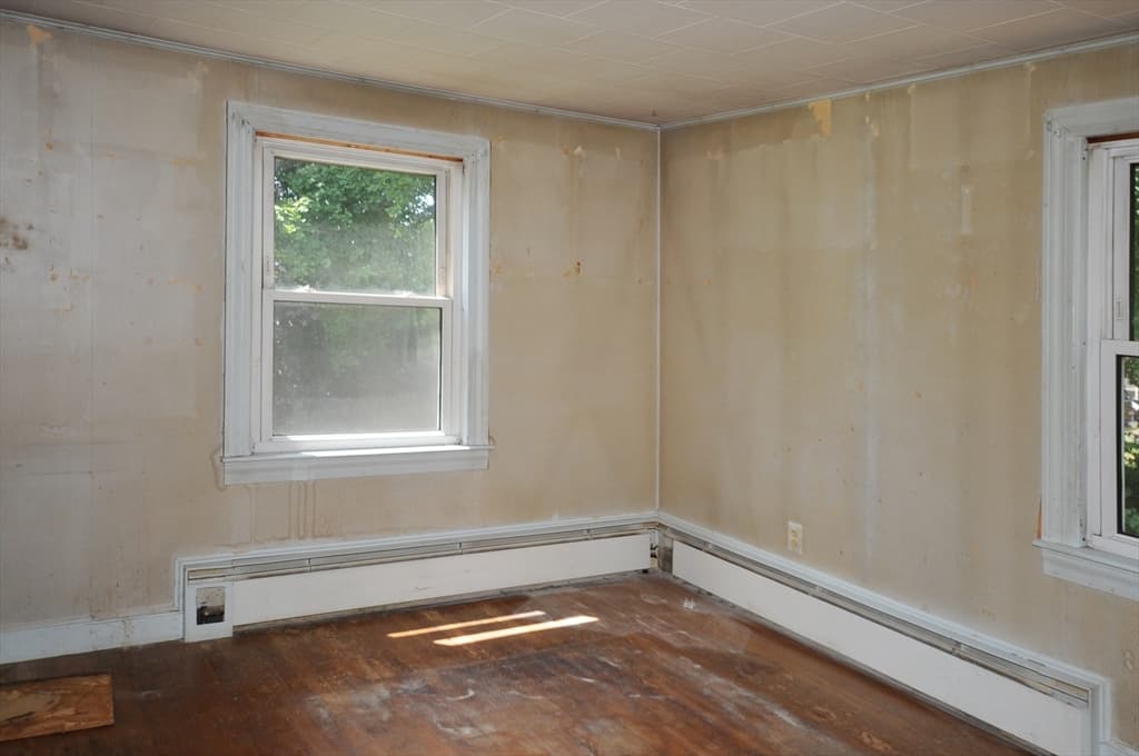 28 Pleasant St, Hanson MA 02341 photo 7