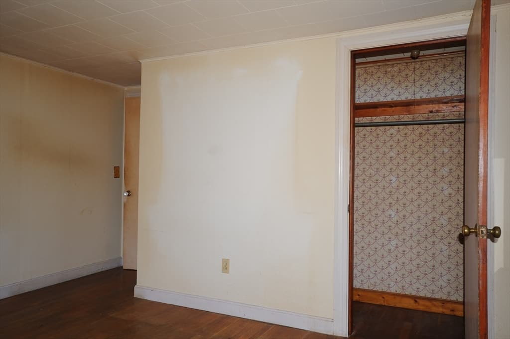 28 Pleasant St, Hanson MA 02341 photo 9