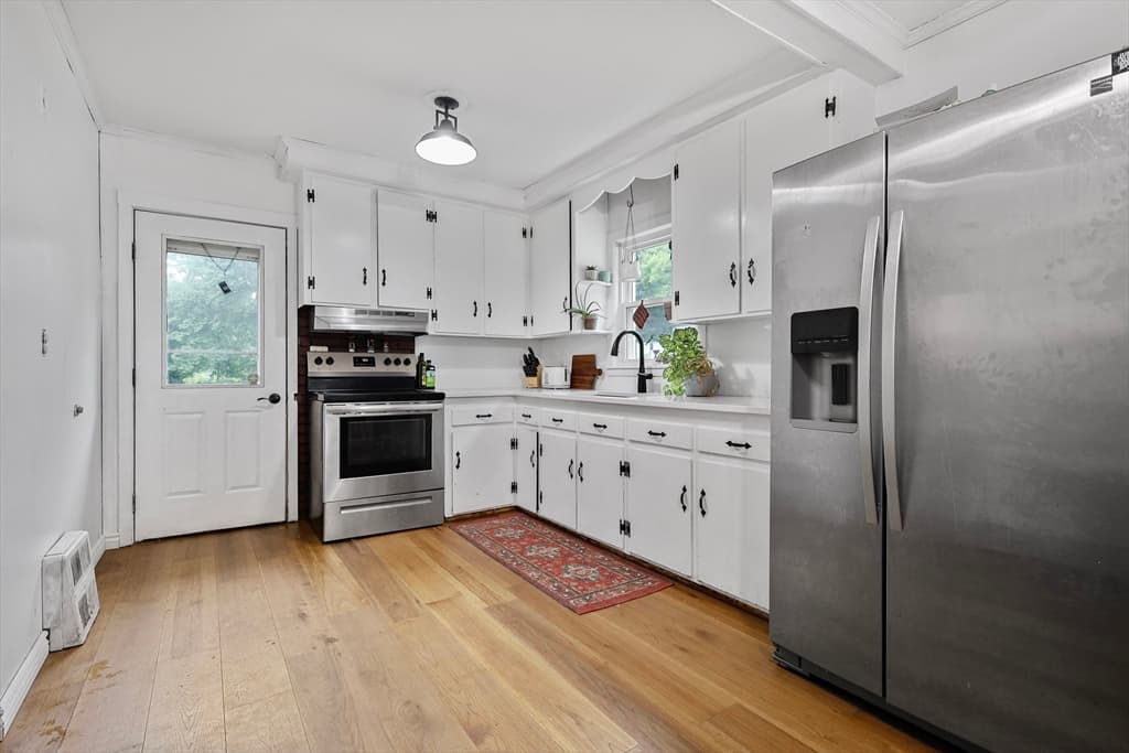Single Family Residence at 17 Pine St, Bellingham MA 02019, Bellingham, photo 2 of 24