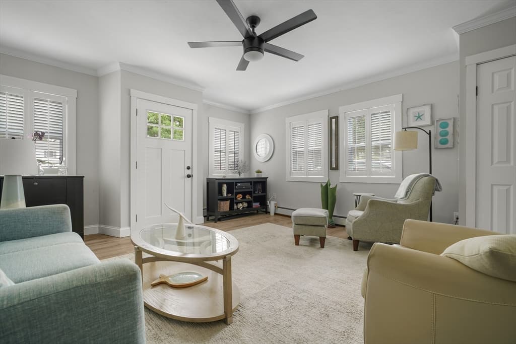 381 Wood St, Bristol RI 02809 photo 7