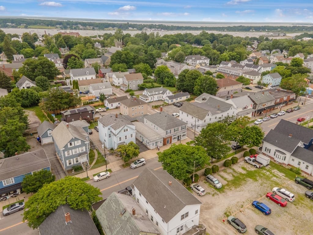 381 Wood St, Bristol RI 02809 photo 32