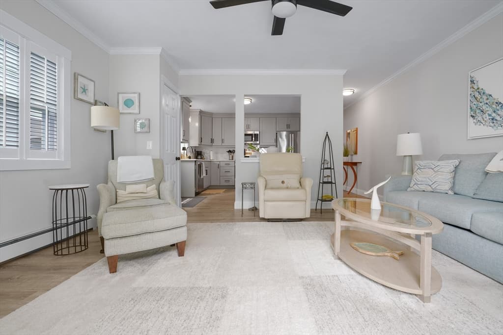 381 Wood St, Bristol RI 02809 photo 9