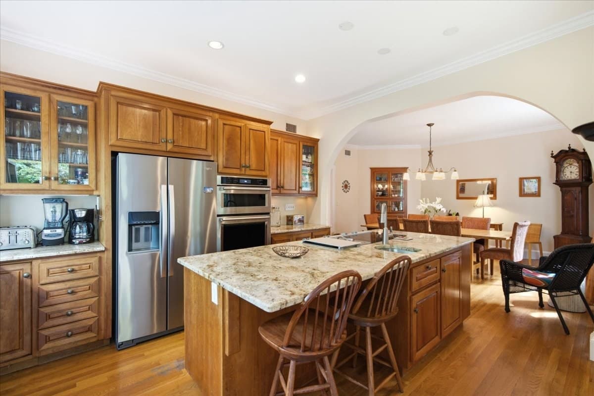 Condominium at 314 Newtonville Avenue # 4, Newton MA 02460, Newton, photo 10 of 19