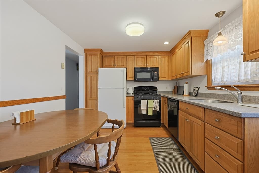 10 Meyer St, Boston MA 02131 photo 10
