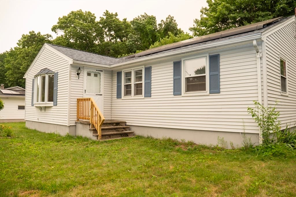 159 Roy, Springfield MA 01104 photo 3