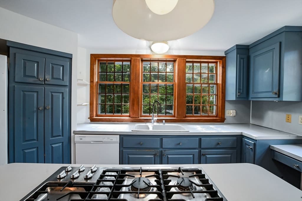 72 Loop Rd, Falmouth MA 02540 photo 11