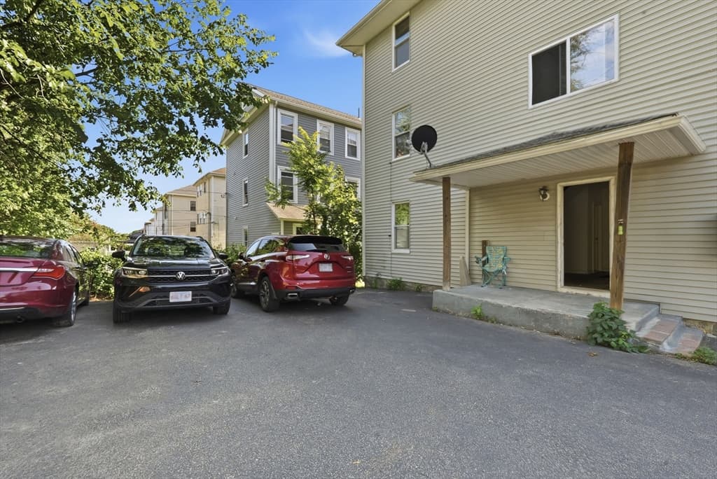 143 Providence St # 2, Worcester MA 01604 photo 24