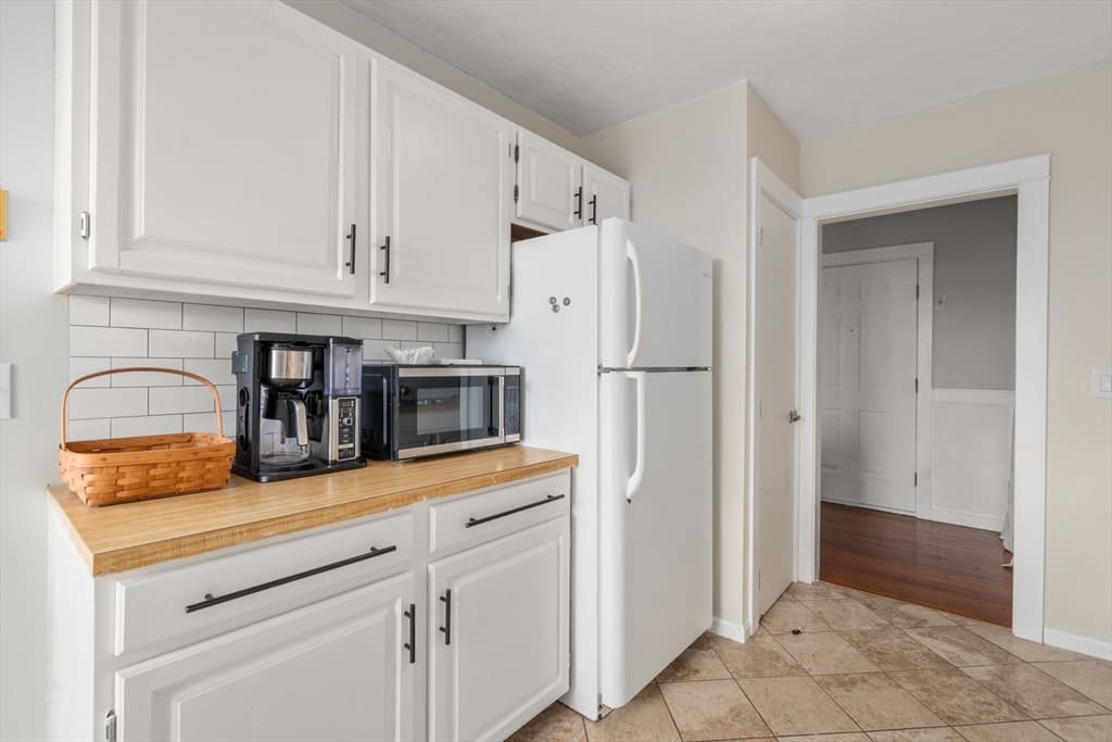 21 Middlesex Ave # 303, Worcester MA 01604 photo 9