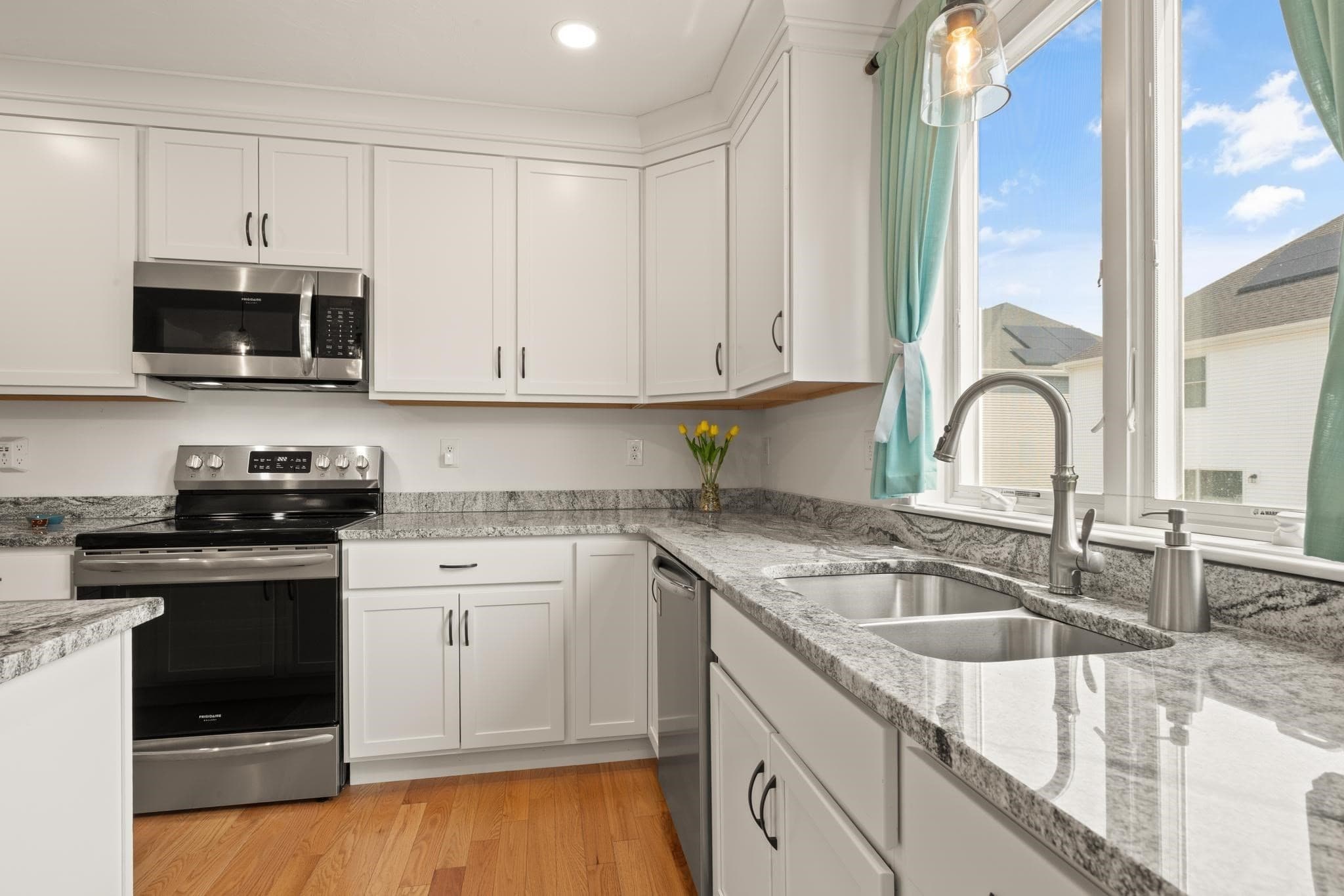 Single Family Residence at 45 Douglas St, Weymouth MA 02190, Weymouth, photo 6 of 40