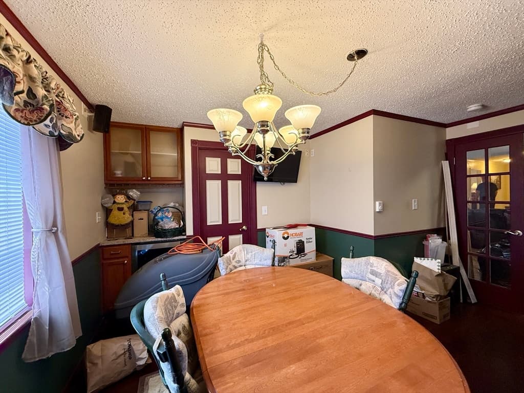 66 Barrison St, Springfield MA 01109 photo 12