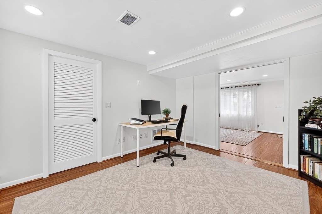 Single Family Residence at 67 Angelica Dr, Framingham MA 01701, Framingham, photo 13 of 42
