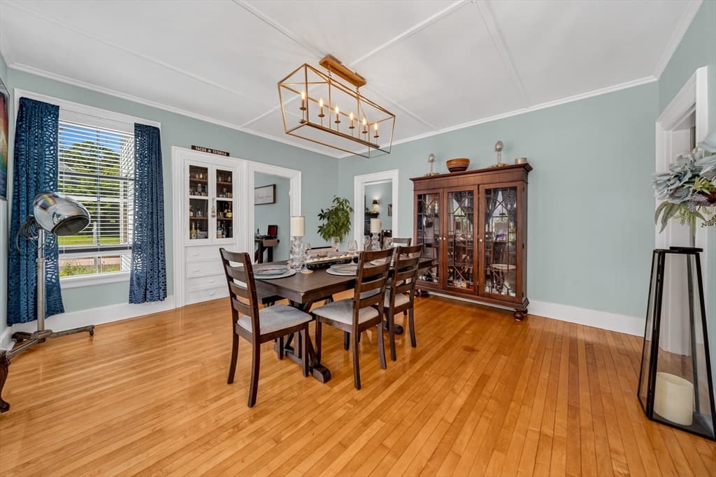 125 Chapin St, Southbridge MA 01550 photo 16