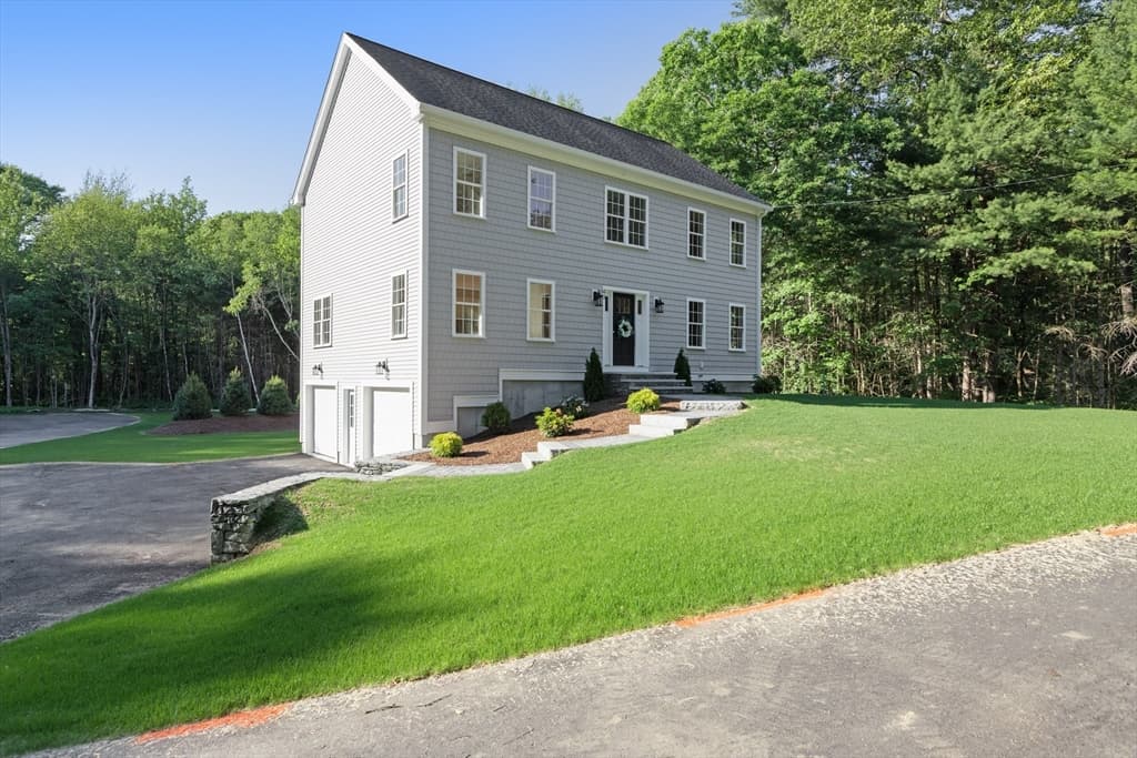 43 Martin Road, Douglas MA 01516