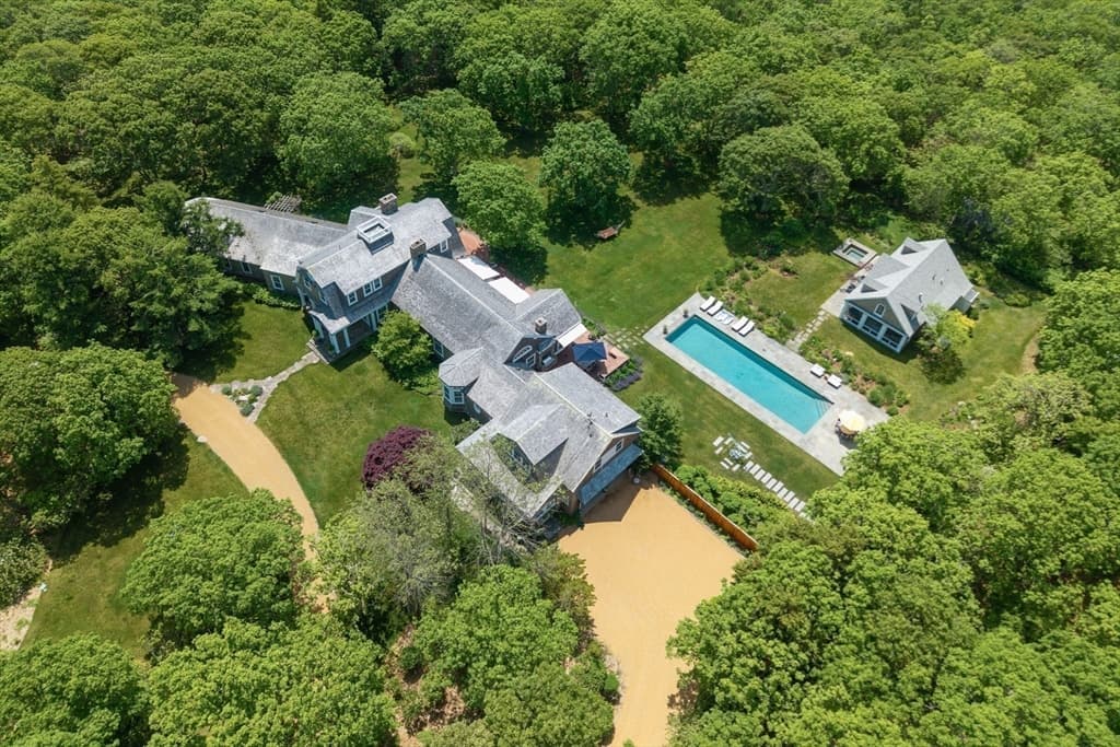 10 & 12 Boldwater Road, Edgartown MA 02539 photo 4