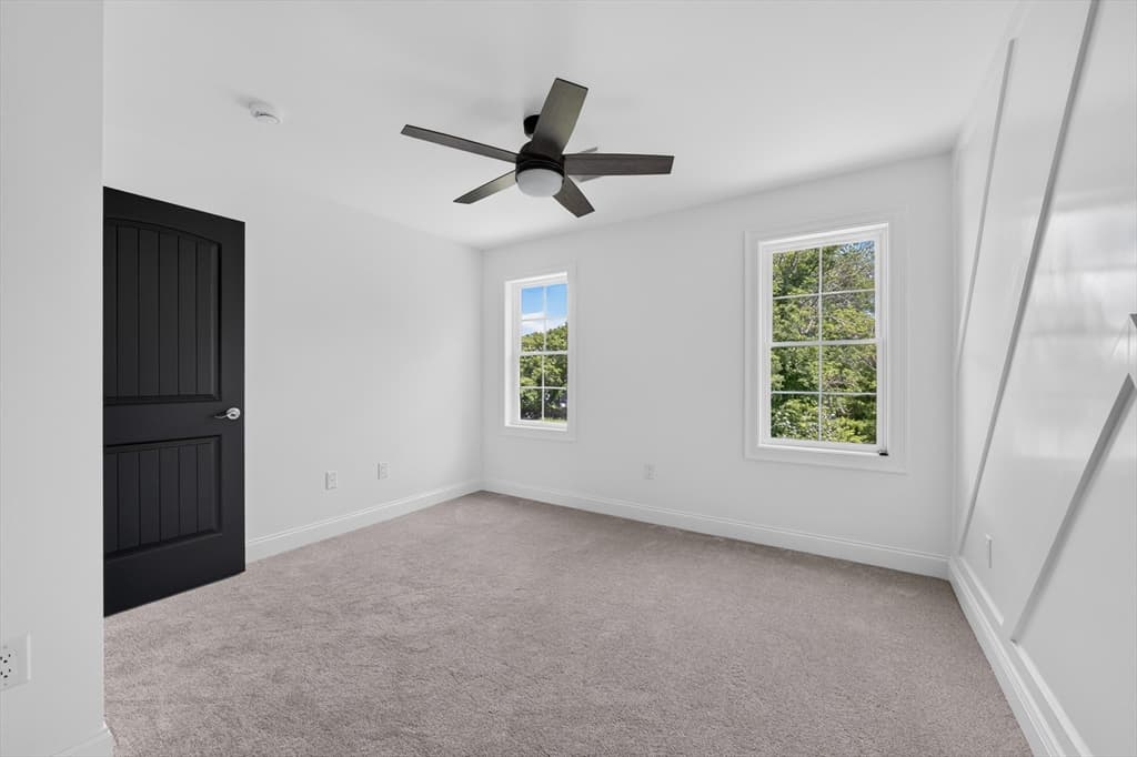 44 Slade St, Dartmouth MA 02747 photo 25