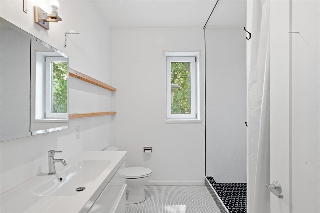 Condominium at 21 Lamartine St # 3, Boston MA 02130, Boston, photo 5 of 16